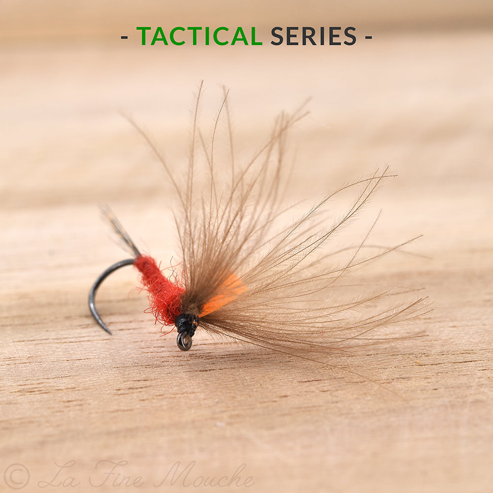 Trockenfliege - Eintagsfliege mit CDC-Doppelflügel - Roter Körper