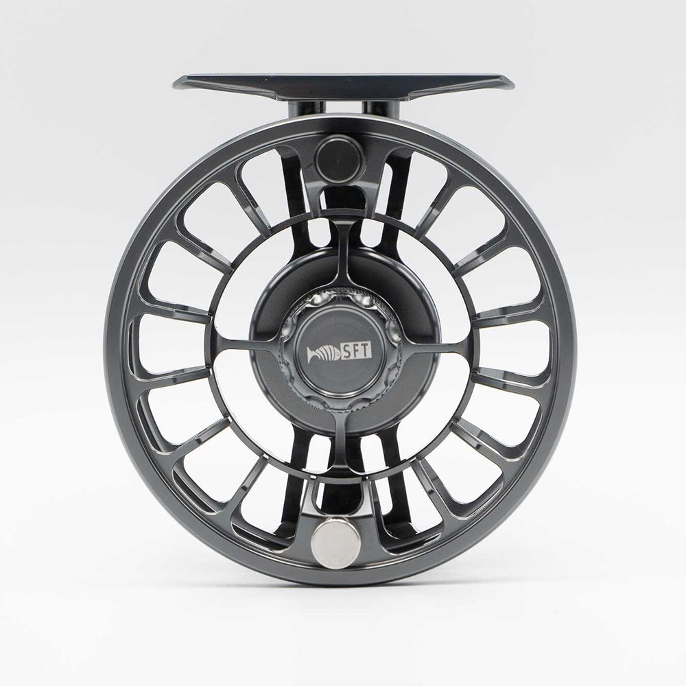 Carrete Tournament MXC Carbon 3/7 Gun Smoke - Soldarini