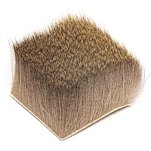 Poils de chevreuil sur peau pour le montage de mouche (sedge)