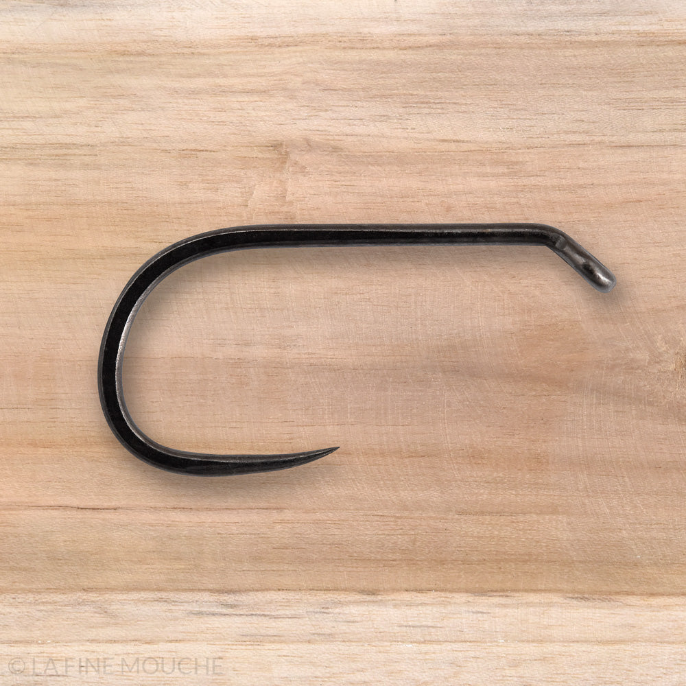 SN1 Hooks - Dry Flies - 25pcs