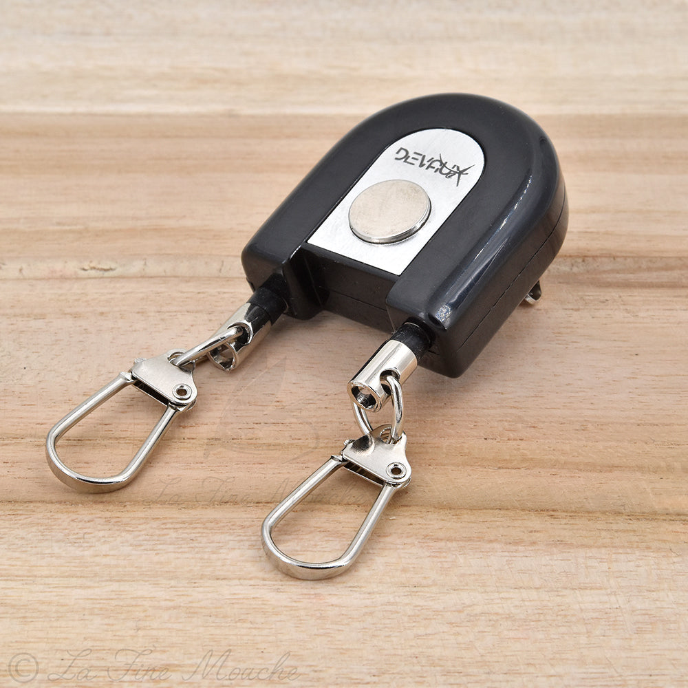 Bouton service Devaux Double Magnet avec double cordon et pastille magnétique - Zinger