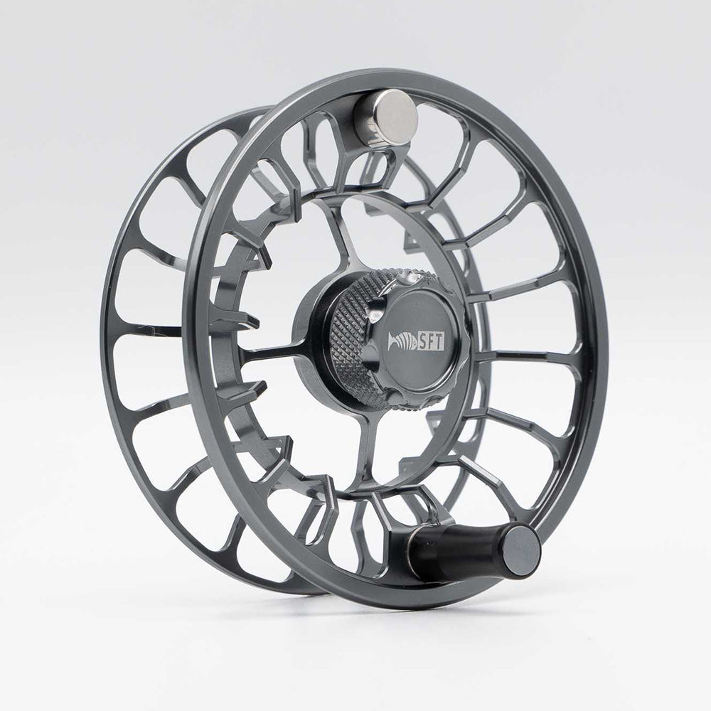 Carrete Tournament MXC Carbon 3/7 Gun Smoke - Soldarini